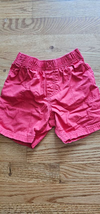 Carter's BNWT boys shorts in red light weight comfortable 24 Months