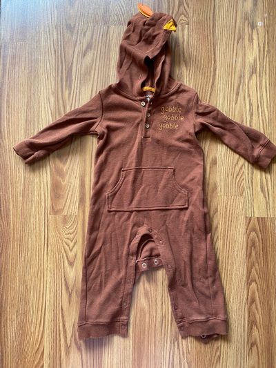 Carters Thanksgiving One piece 18 Months