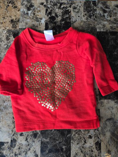 Carters long sleeved shirt size 3m  3 Months