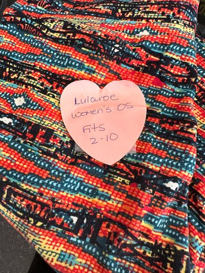 NEW Lularoe NEW Lularoe leggings Womens OS one size fits ladies 2 to 8. Women's - S