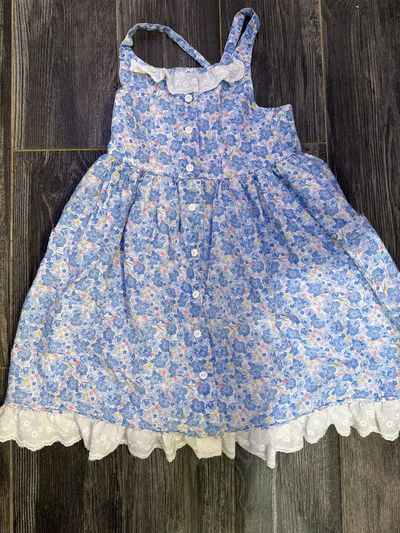 Cupcakes & Cashmere Blue Floral dress  6T/6