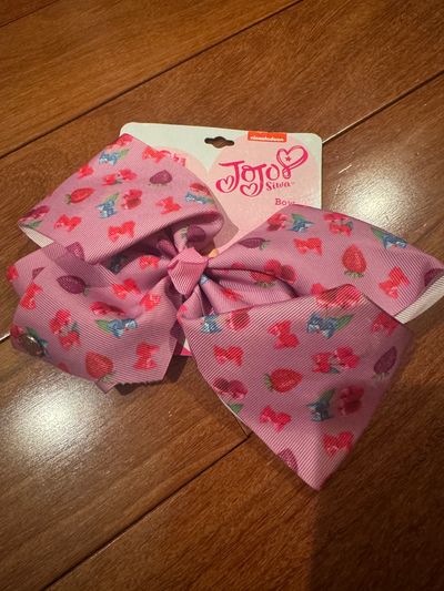 Brand new large, JoJo Siwa pink bow