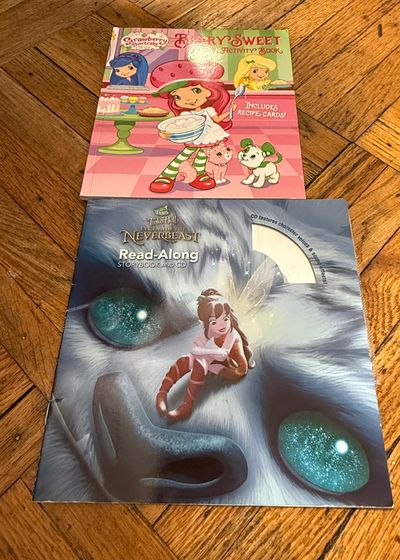 Stawberry shortcake never ending tinkerbell fairie Books