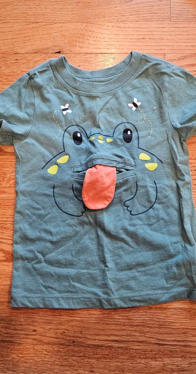 Cat and Jack Like new featuring an interactive frog design with a tongue 2T