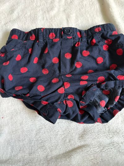 Baby gap Polka dot shorts 6-12 Months