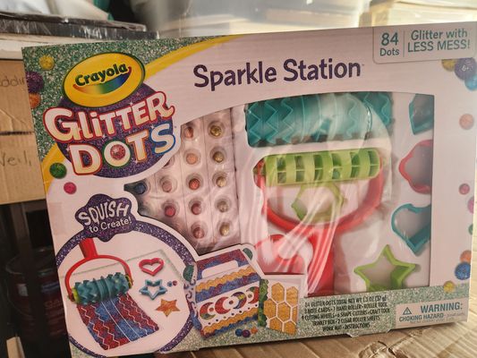 Crayola sparkle station New
