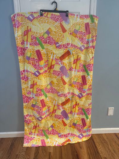 Essential home Extra large beach towel ice pops