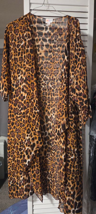 Lularoe kimono  Women's - M