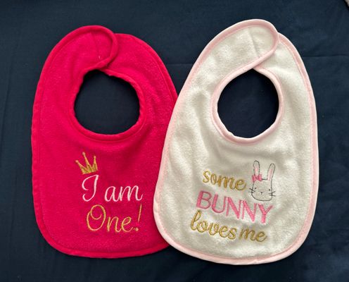 HB I am One & Some Bunny loves Me Bibs- 2pcs