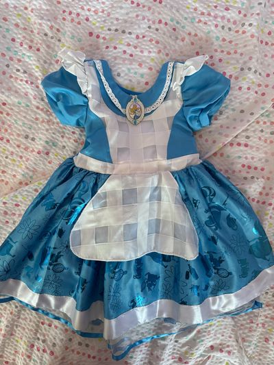 Disney Alice in wonderland 3T