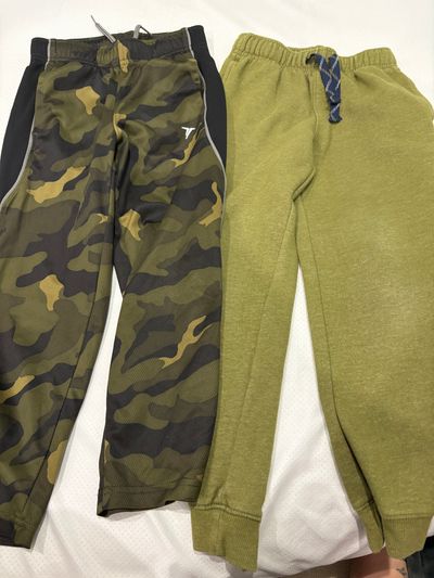 Old navy Size 6/7 bundle pants 6T/6