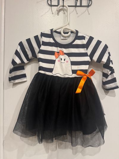 Halloween Ghost tutu dress, size 2-3y. Halloween Ghost tutu dress, size 2-3y. So Adorable 2T