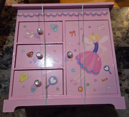 Jewelkeeper Music Box 3 Pullout Drawers
