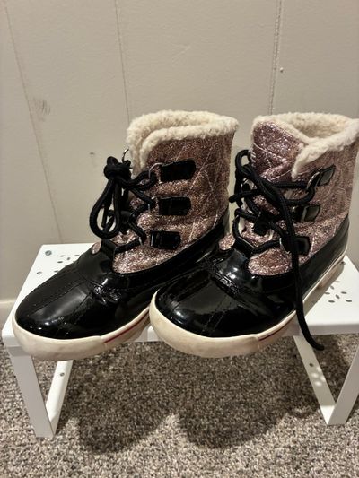 Lands End winter boot Barely worn 13 (Lil' Kid)
