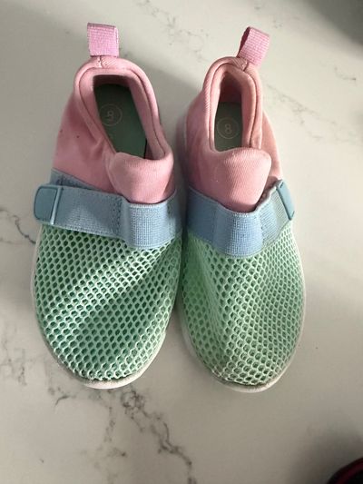 Cat & jack Water shoes 8 (Lil' Kid)