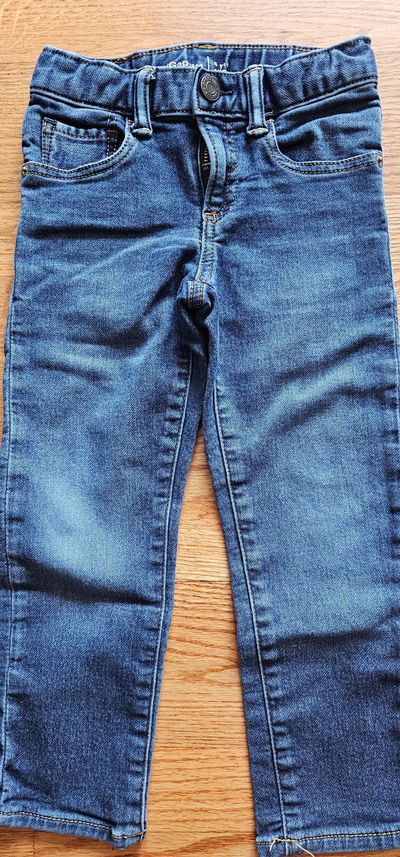 Baby Gap Like new slim fit skinny legs snap closure flexible stretch 4T