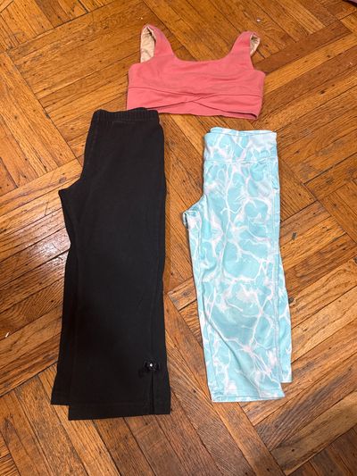 old navy blue athletic wear sz 5 sports bra sz 6 Black dance pants 5T