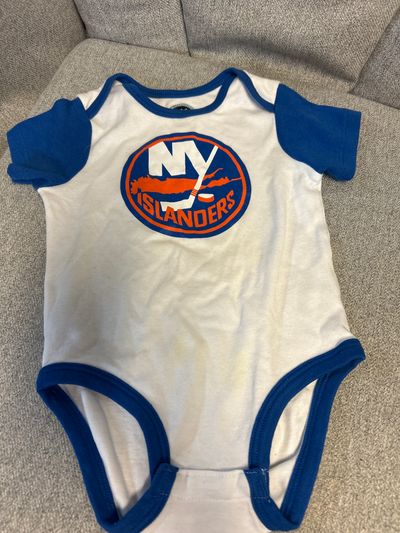 NHL NY Islanders Onesie 12 Months