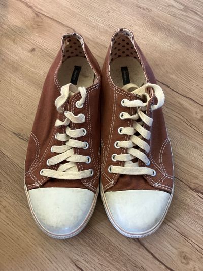 Xhilaration Low top brown/white sneakers 10 (Adult)