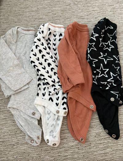 Cloud island Four L/s onesies like new Newborn