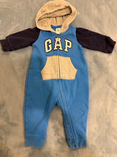 GAP Jumpsuit 3-6 Months