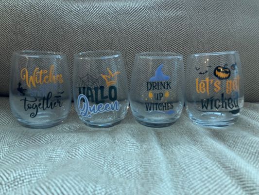 Halloween 4 stemless wine glasses with Halloween phrases