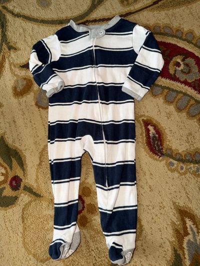 Burts bees Long sleeve footie pajamas 0-3 Months