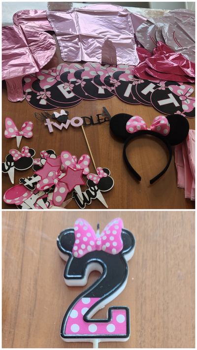Minnie Mouse, OH Twoodles Baloons, banner, candle, cupcake and cake toppers, tablecloth
