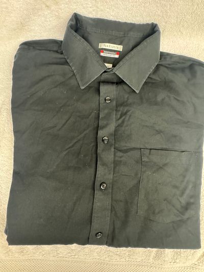 Mens Dress Shirt Van Heusen Flex Collar 18.5 34/35 Mens Dress Shirt Van Heusen Flex Collar 18.5 34/35 Men's - XL