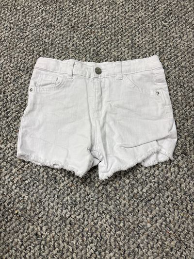 Denim co White jean frayed shorts 6T/6