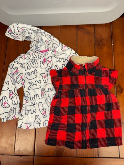 2 Piece Bundle, Girls Fleece shirts. Carters 2 Piece Bundle, Girls Fleece shirts.  So warm and cuddly. Carters 18 Months