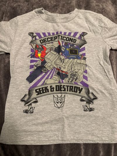 Transformers Short sleeved decepticons tshirt 5T/5