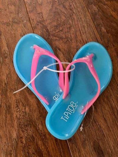 Blue flip flops with pink straps  11 (Lil' Kid)