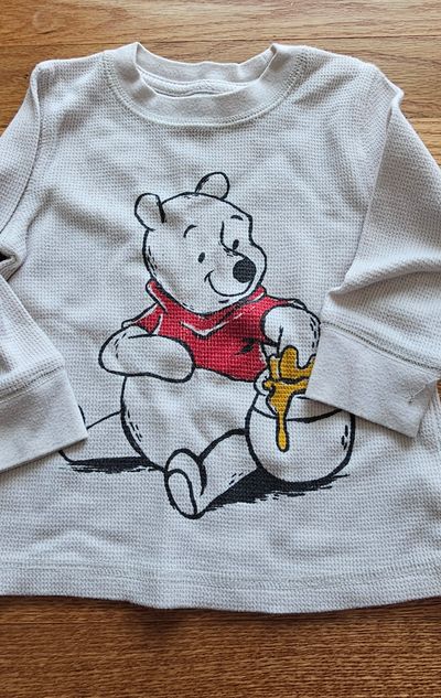 Jumping Beans Disney Excellent condition long sleeves graphic shirt -Winnie the Pooh 12 Months
