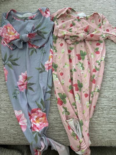 Toby Sleep gowns with matching bows Newborn