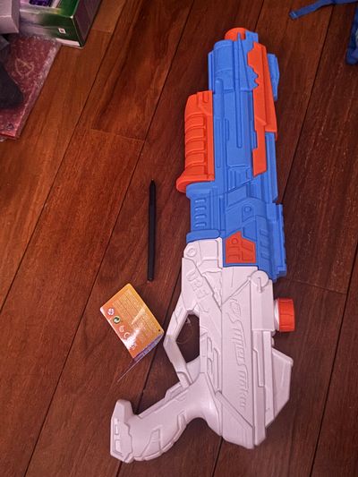 Brand new Nerf, super soaker water gun Steam blaster large gun