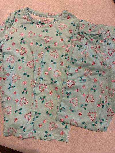 CuddleDuds size 14 long sleeve pjs Mint green with peppermint and holly 14-16
