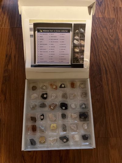 K 12 Advanced rock & mineral collection