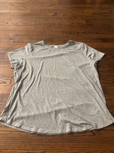 New without tag light grey T-shirt  Women's - XXL