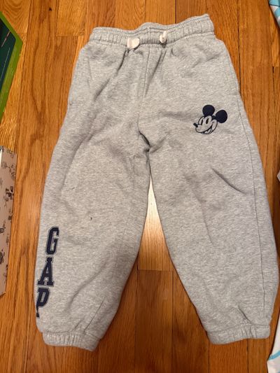 Gap Mickey sweat pants size XS 4T