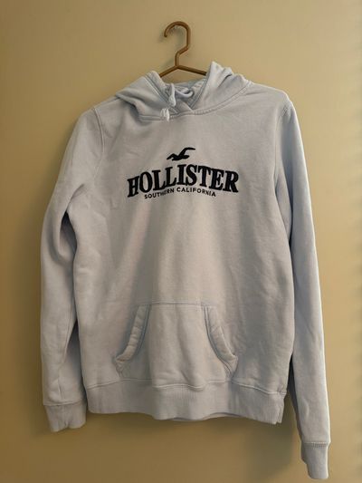 Hollister Large Powder Blue Sweatshirt 14-16