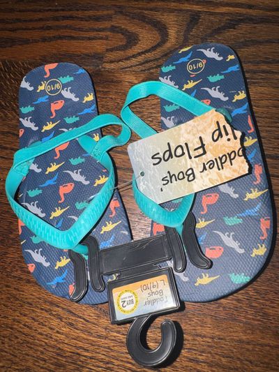 Brand new blue dinosaur flip-flops size 9/10  9 (Lil' Kid)