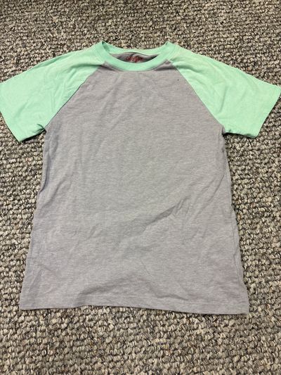 Cat and jack Grey and teal tshirt 6T/6
