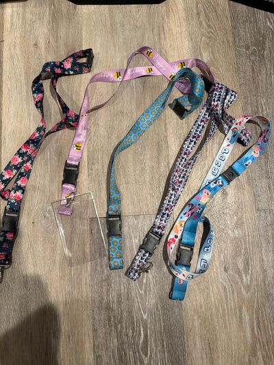 Lanyards set of 5