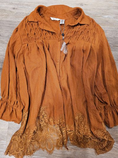 Kaktus Never worn golden top Women's - S