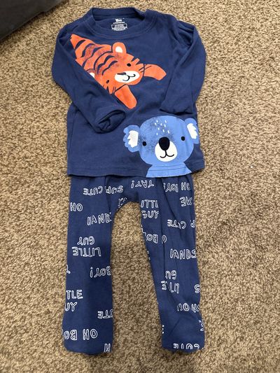 Carters Two piece long sleeve pajama 18 Months