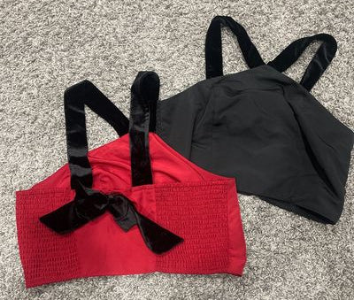 Old navy Crop top- bow in back, black and red tops Women's - M