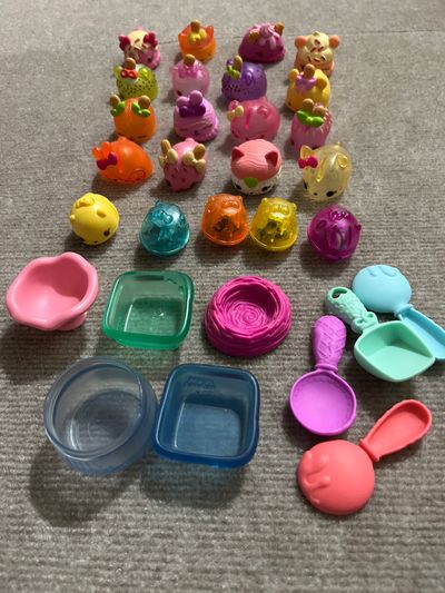 Num Nom HUGE lot of Num Noms