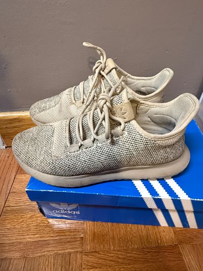 Adidas shadow sneakers beige sz 6  6 (Big Kid)