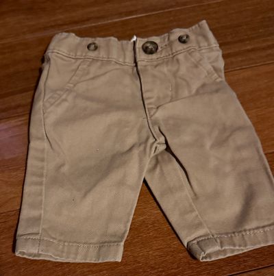 Carter's khaki pants newborn  Newborn